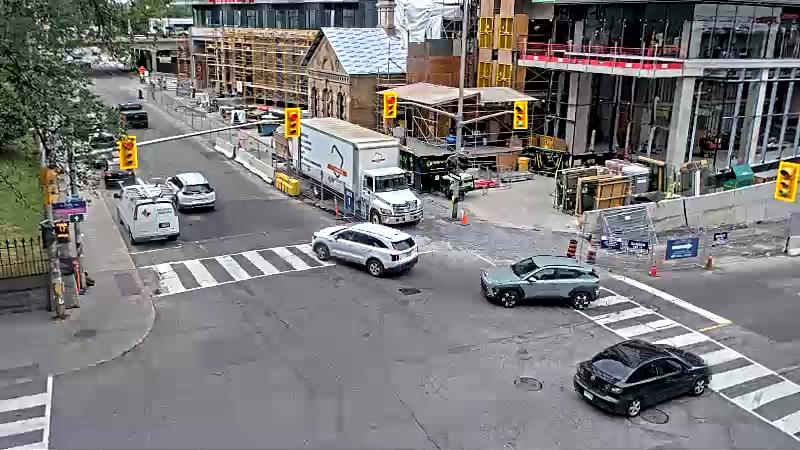 Traffic camera image at 2025-09-04 16:56:28