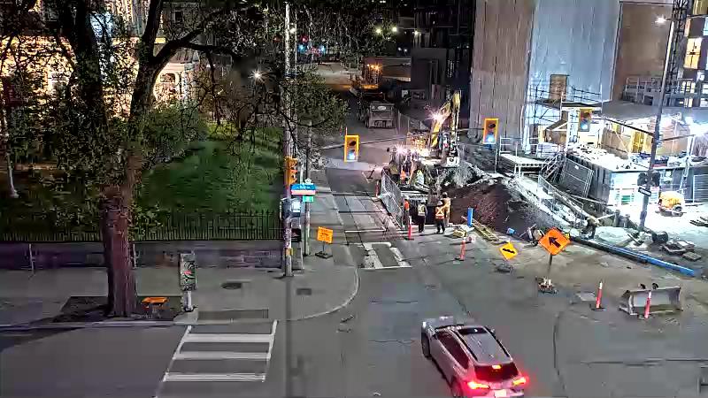 Traffic camera image at 2025-05-09 05:30:52