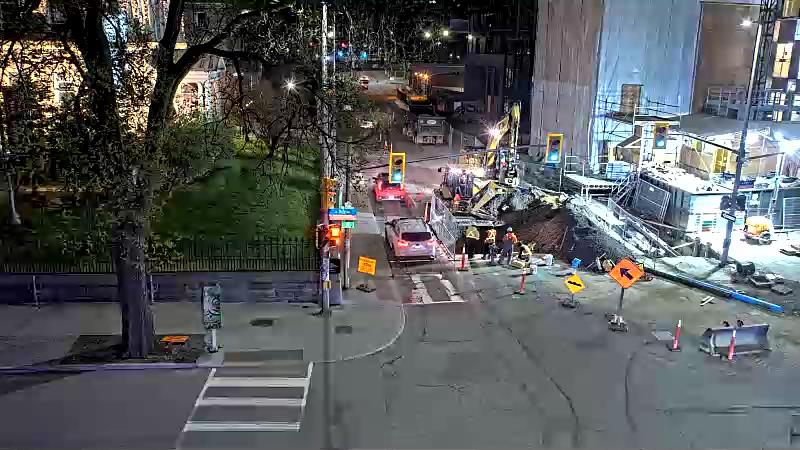 Traffic camera image at 2025-05-09 06:05:55