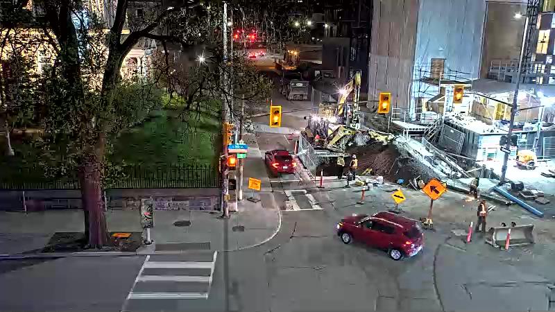 Traffic camera image at 2025-05-09 06:21:03