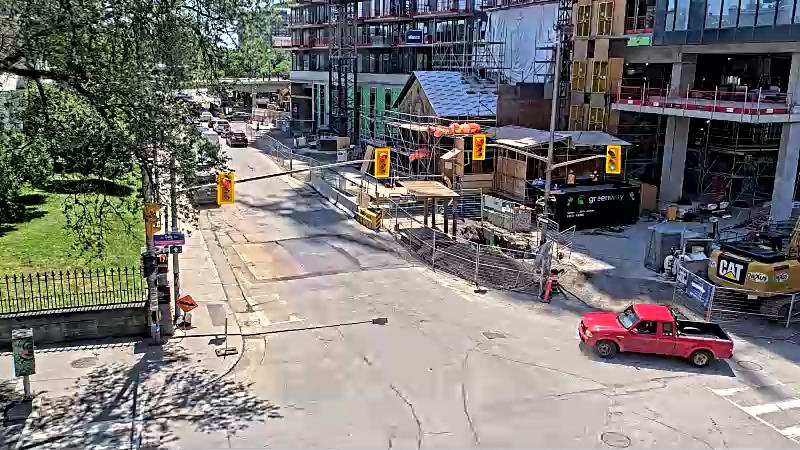 Traffic camera image at 2025-06-30 16:46:21