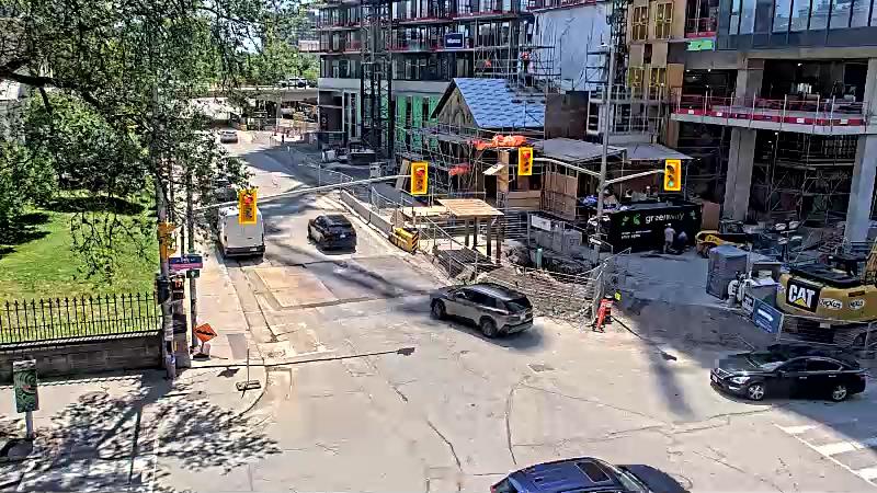 Traffic camera image at 2025-06-30 17:01:30