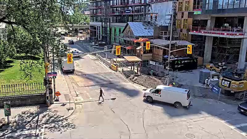 Traffic camera image at 2025-06-30 17:06:26