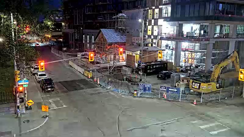 Traffic camera image at 2025-07-04 01:37:56