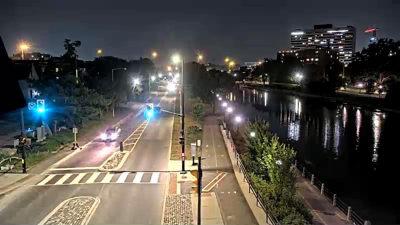 Traffic camera image at 2025-08-04 02:26:14