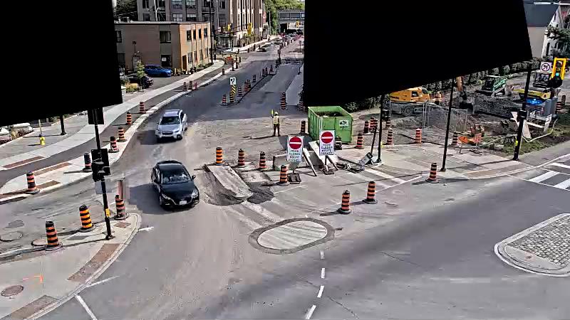 Traffic camera image at 2025-09-17 18:56:26