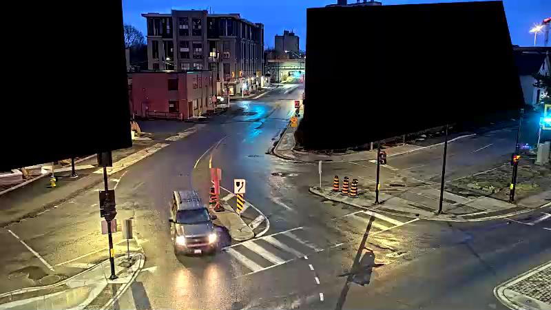 Traffic camera image at 2025-03-25 10:30:56