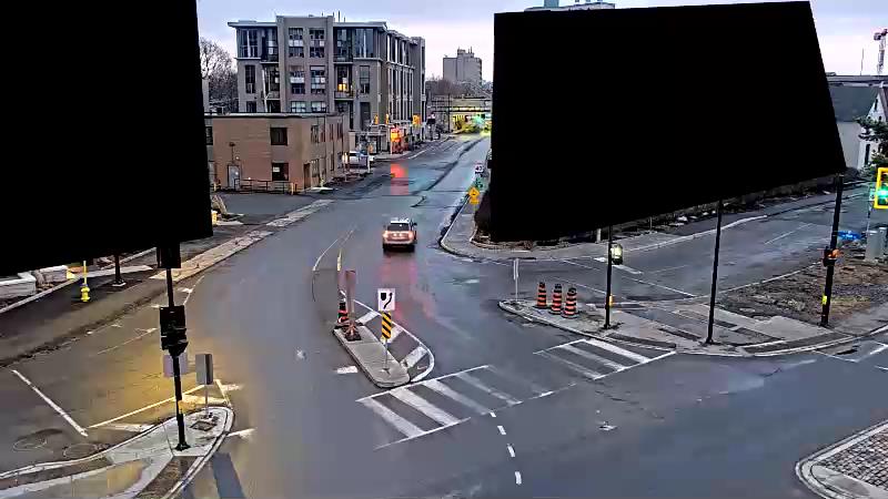 Traffic camera image at 2025-03-25 10:51:00