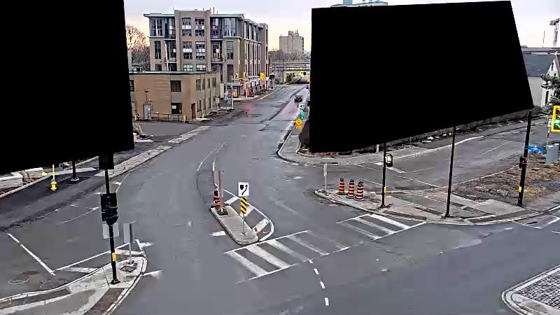 Traffic camera image at 2025-03-25 11:05:54