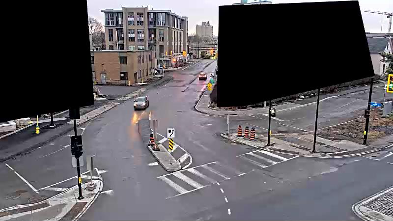 Traffic camera image at 2025-03-25 11:10:56