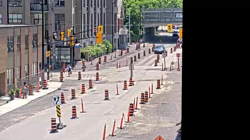 Traffic camera image at 2025-06-30 16:41:17
