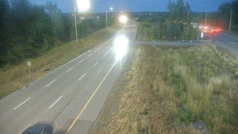 Traffic camera image at 2025-08-25 00:26:10
