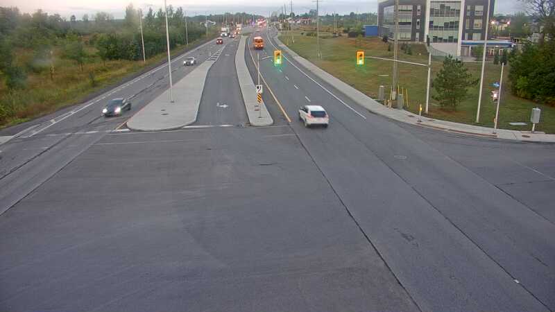Traffic camera image at 2025-09-05 10:36:17