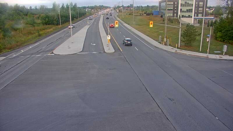 Traffic camera image at 2025-09-05 10:46:17