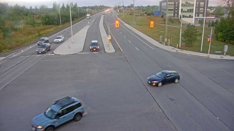 Traffic camera image at 2025-09-05 10:51:16
