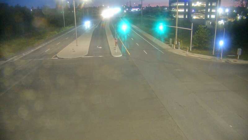 Traffic camera image at 2025-09-09 00:01:14
