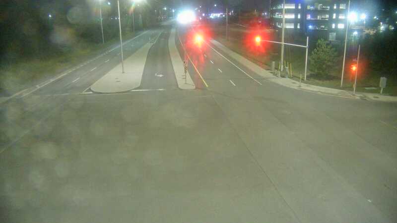 Traffic camera image at 2025-09-09 00:41:19