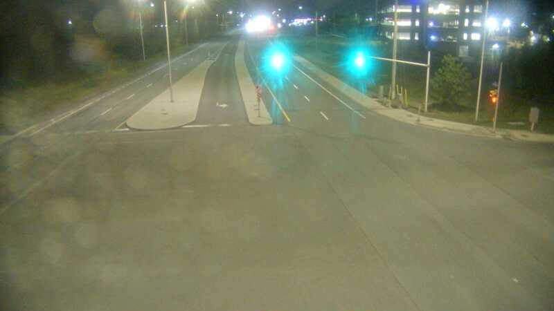 Traffic camera image at 2025-09-09 01:00:28