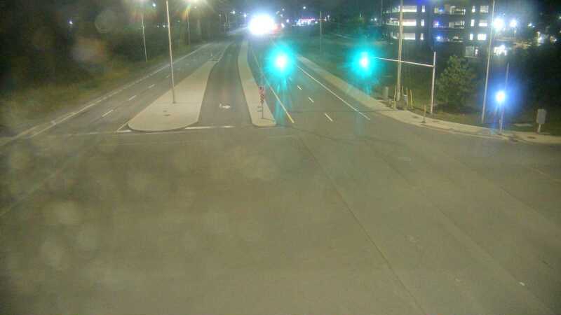 Traffic camera image at 2025-09-09 01:11:20
