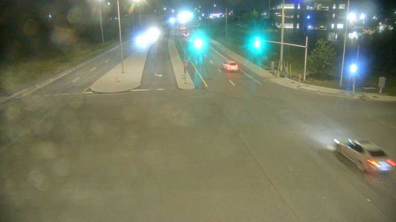 Traffic camera image at 2025-09-09 01:36:13