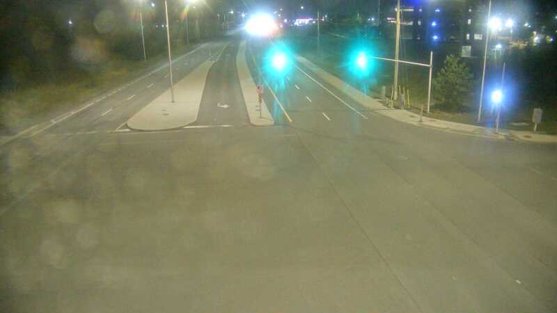 Traffic camera image at 2025-09-09 02:01:23