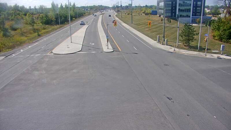Traffic camera image at 2025-09-14 17:36:23