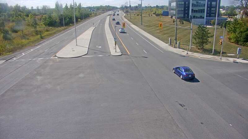 Traffic camera image at 2025-09-14 17:41:15