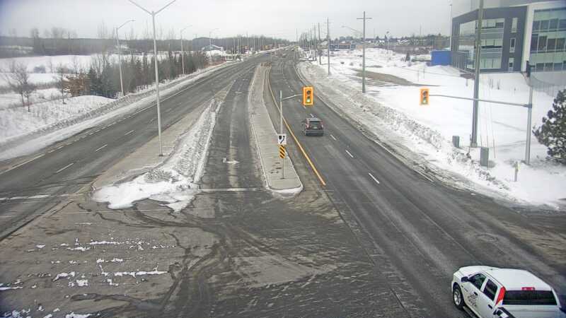 Traffic camera image at 2025-03-09 13:46:18