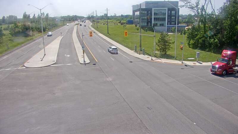 Traffic camera image at 2025-06-30 19:01:19