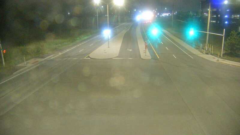 Traffic camera image at 2025-07-31 02:01:08