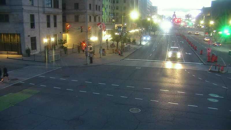 Traffic camera image at 2025-08-25 00:15:14