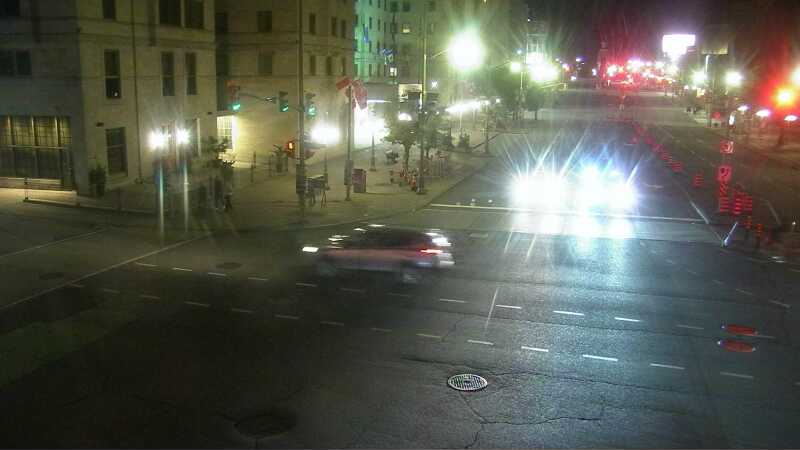 Traffic camera image at 2025-08-25 03:20:13