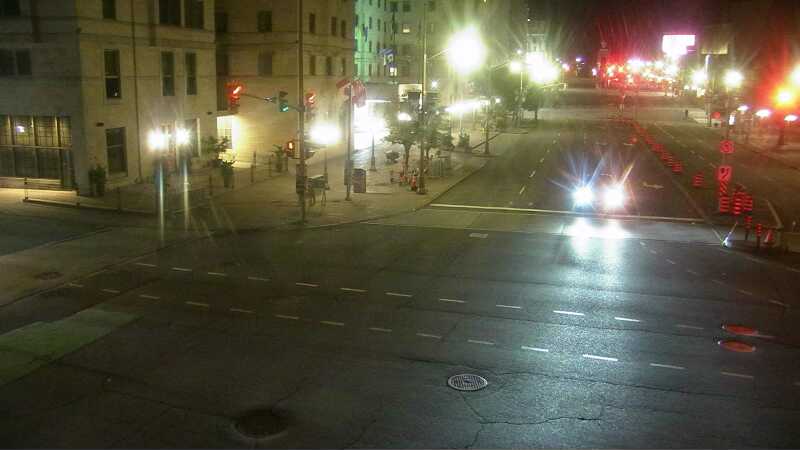 Traffic camera image at 2025-08-25 03:30:31