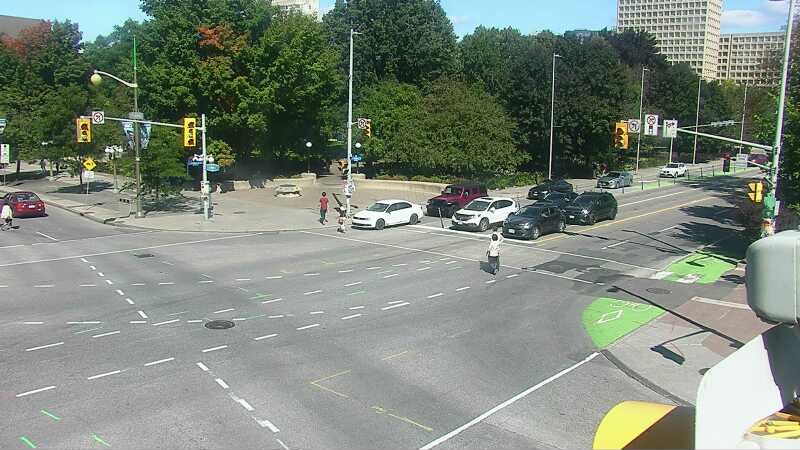 Traffic camera image at 2025-09-14 17:15:12