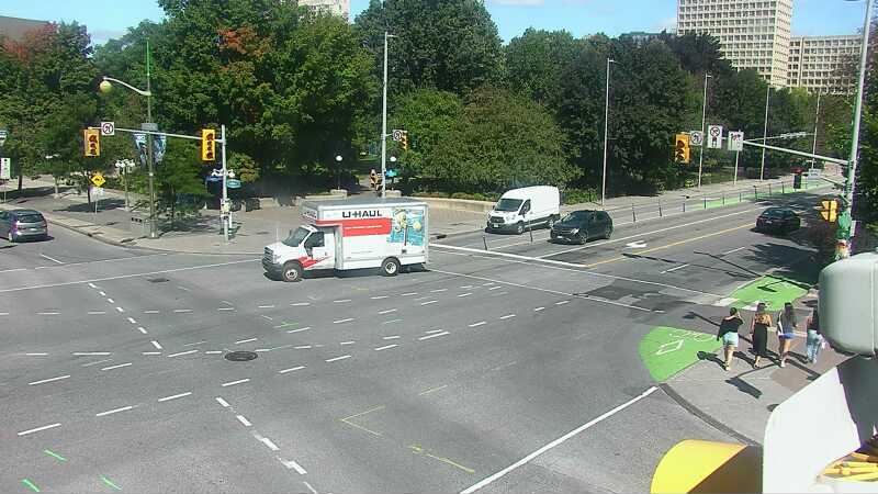 Traffic camera image at 2025-09-14 17:25:12