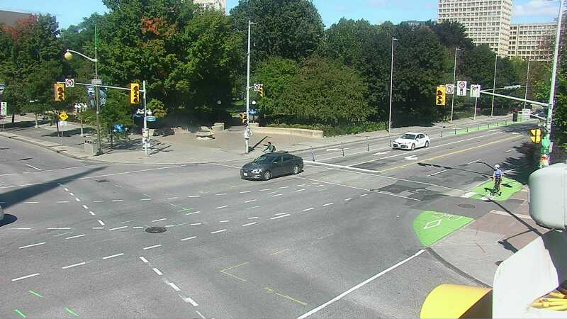 Traffic camera image at 2025-09-14 18:05:11