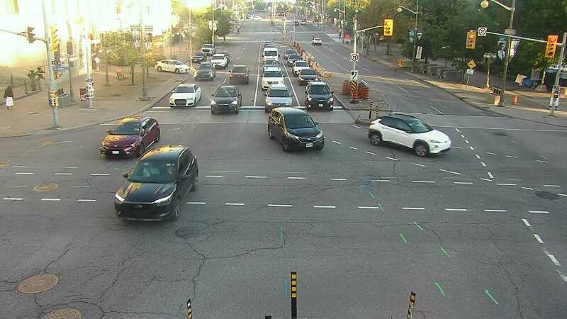 Traffic camera image at 2025-09-18 11:35:13
