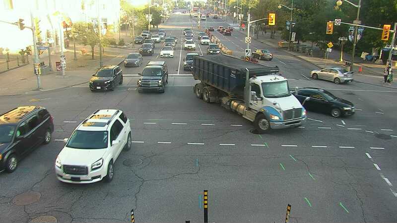 Traffic camera image at 2025-09-18 11:40:10