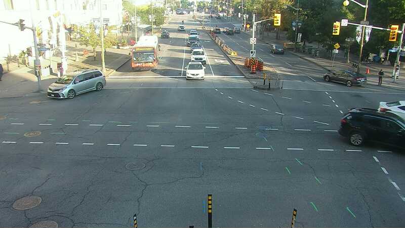 Traffic camera image at 2025-09-18 12:10:14