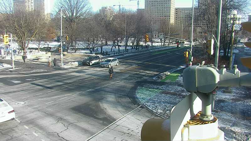 Traffic camera image at 2024-12-21 15:15:17