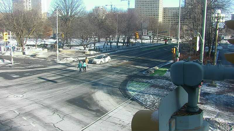 Traffic camera image at 2024-12-21 15:25:29