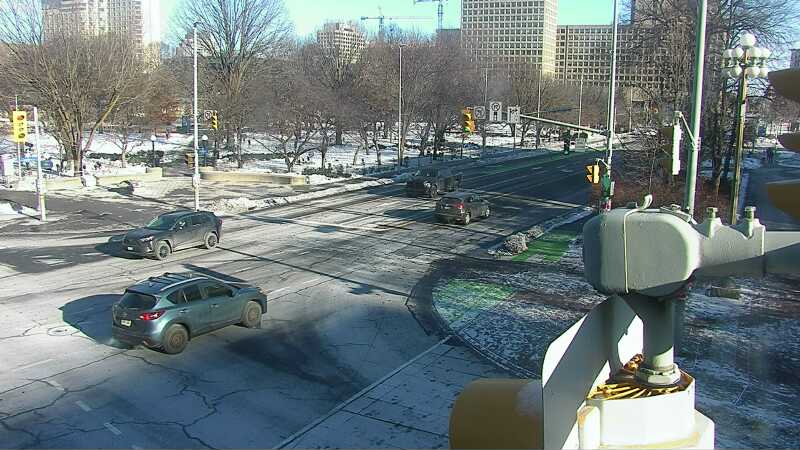 Traffic camera image at 2024-12-21 15:45:47