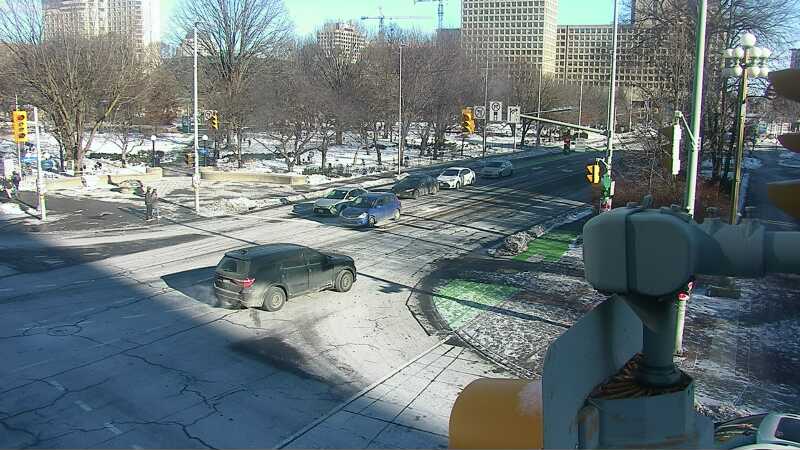 Traffic camera image at 2024-12-21 16:05:50