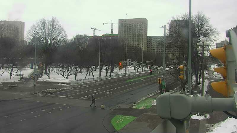 Traffic camera image at 2025-03-09 13:00:10