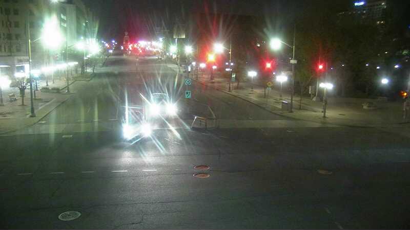 Traffic camera image at 2025-05-09 07:15:10