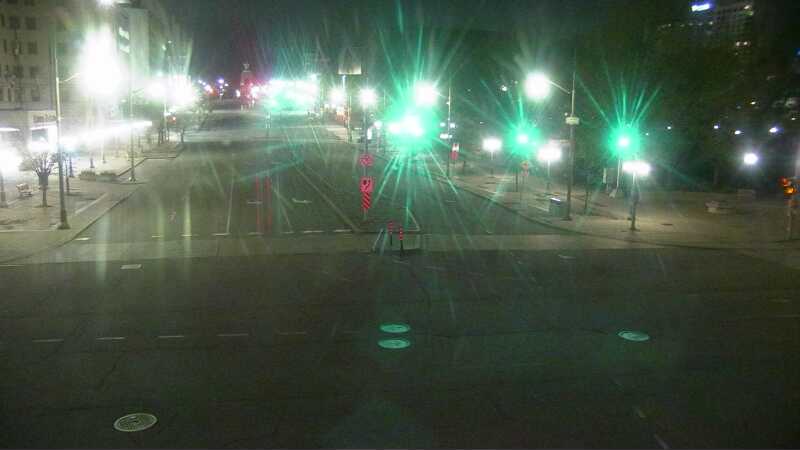 Traffic camera image at 2025-05-09 07:30:11