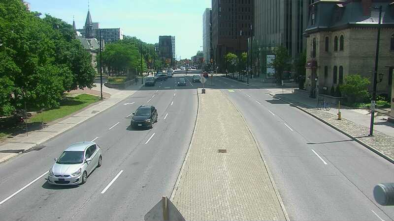 Traffic camera image at 2025-06-30 18:30:10