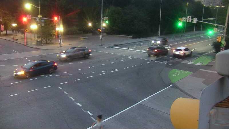 Traffic camera image at 2025-07-31 00:50:14