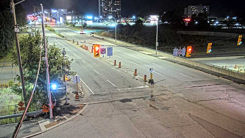 Traffic camera image at 2025-09-01 02:41:13