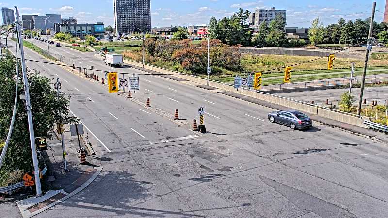 Traffic camera image at 2025-09-14 17:31:15